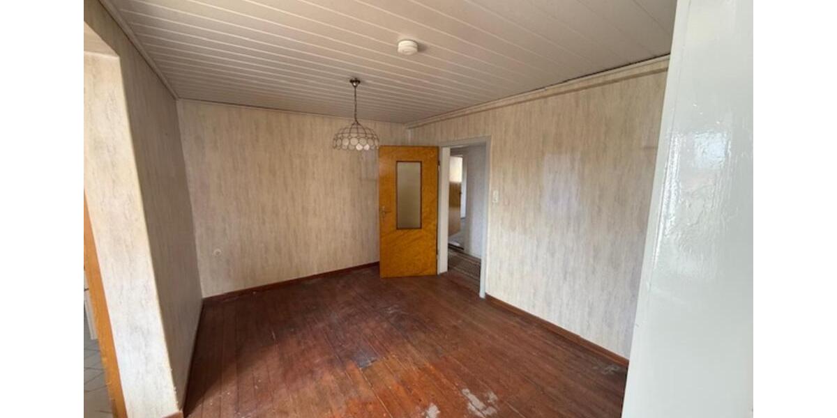 Etagenwohnung Gieboldehausen - 5.5 Zimmer, 245 m&sup2;, 1.250&euro; | Angebot:24442413