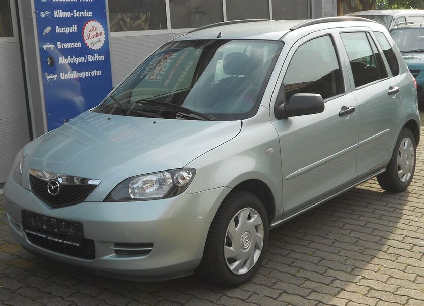 Mazda 2 73.000 km 2.950 € Bodensee bei Göttingen 37434