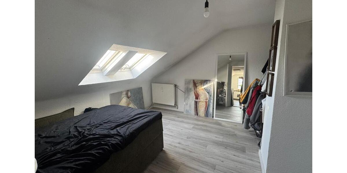 Dachgeschoßwohnung Göttingen Oststadt - 2.5 Zimmer, 48 m&sup2;, 350&euro; | Angebot:25259308