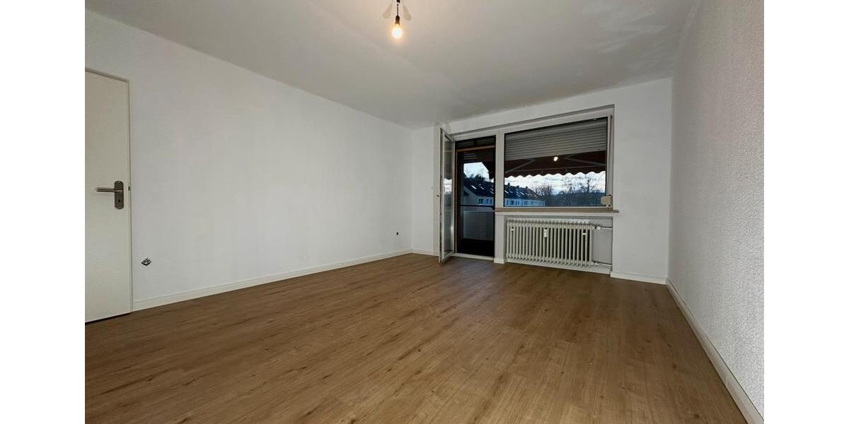 Dachgeschoßwohnung Göttingen Grone - 3 Zimmer, 80 m&sup2;, 980&euro; | Angebot:25613364