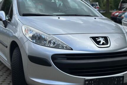 Peugeot 207 95.390 km 2.990 &euro; Göttingen 37081