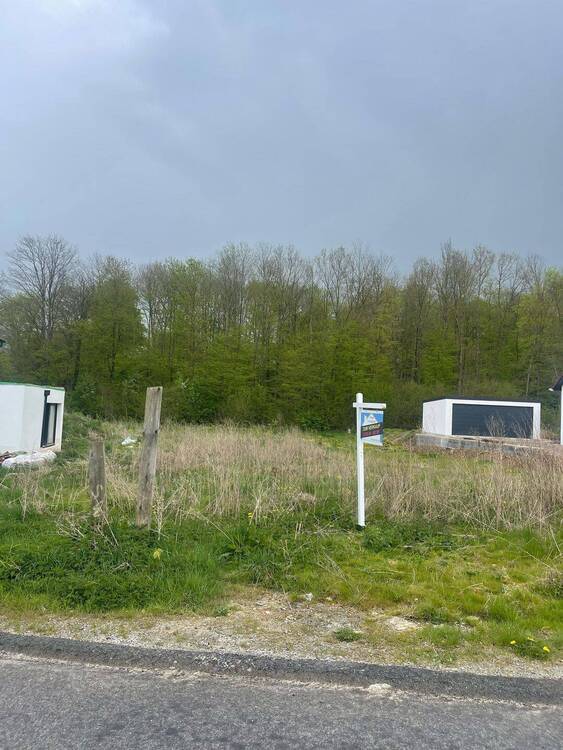 Ruhiges Baugrundstück in Emmenhausen Am Hopfenberg