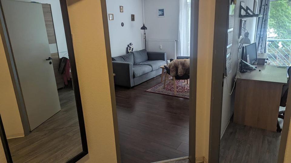 Attraktive 2-Zimmer-Wohnung in Citynähe mit Balkon und Tiefgarage 2 zimmer