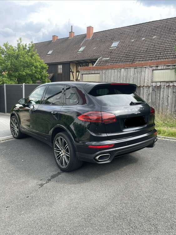 Porsche Cayenne 137.000 km 35.900 € Rosdorf 37124