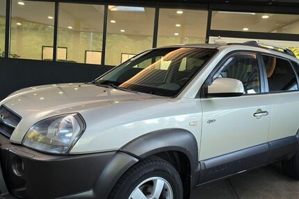 Hyundai TUCSON 320.000 km 2.950 € Göttingen 37081
