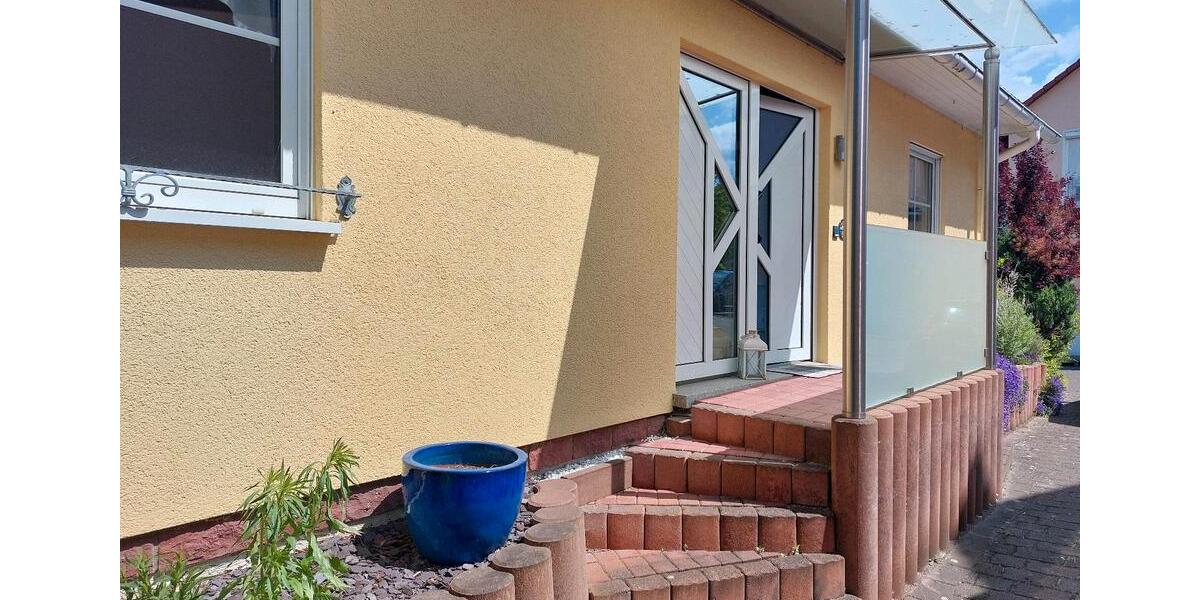 Einfamilienhaus in Niedernjesa mit Einliegerwohnung 7 zimmer