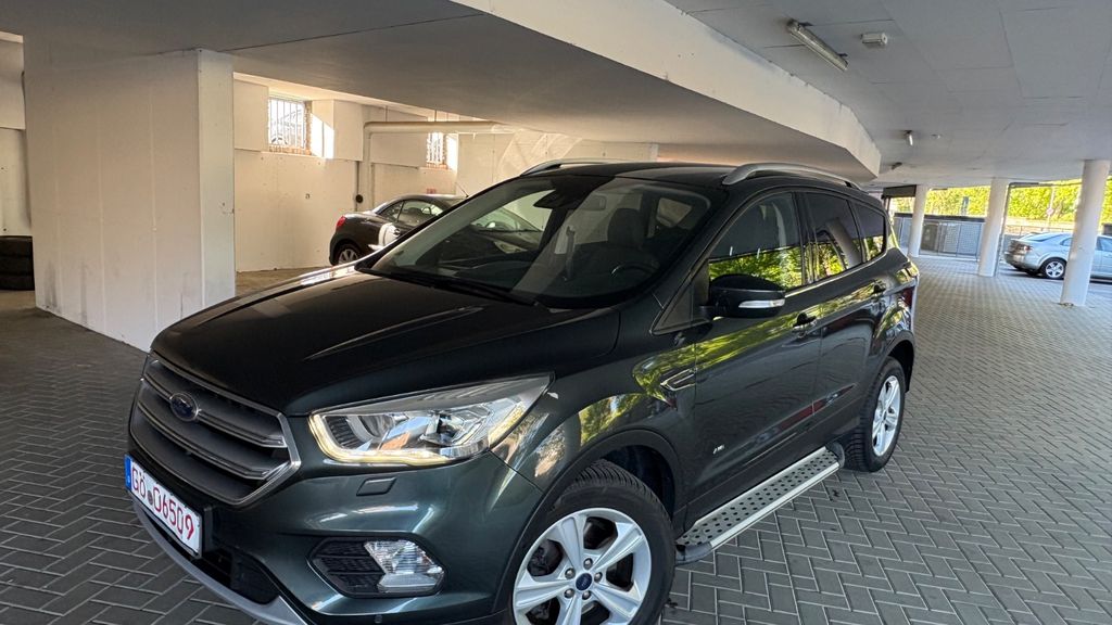 Ford Kuga 194.000 km 8.900 &euro; Göttingen 37077