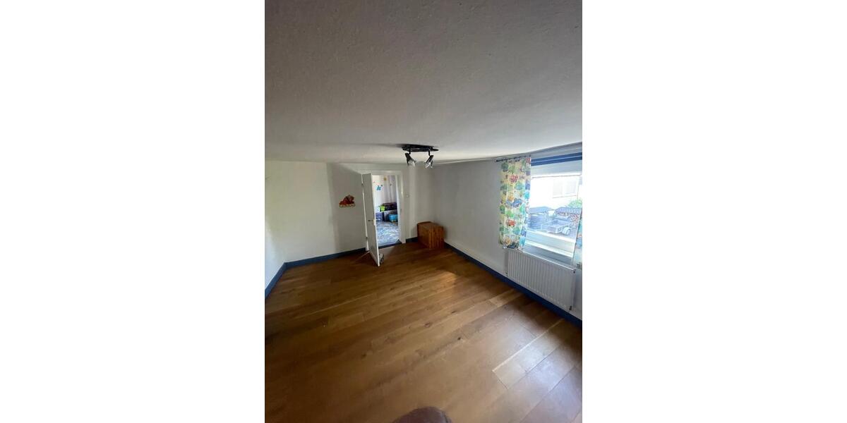 Bauernhaus, Landhaus Witzenhausen Albshausen - 8 Zimmer, 200 m&sup2;, 280.000&euro; | Angebot:27218355