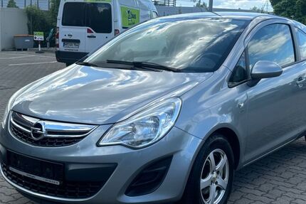 Opel Corsa 145.876 km 3.990 € Göttingen 37081