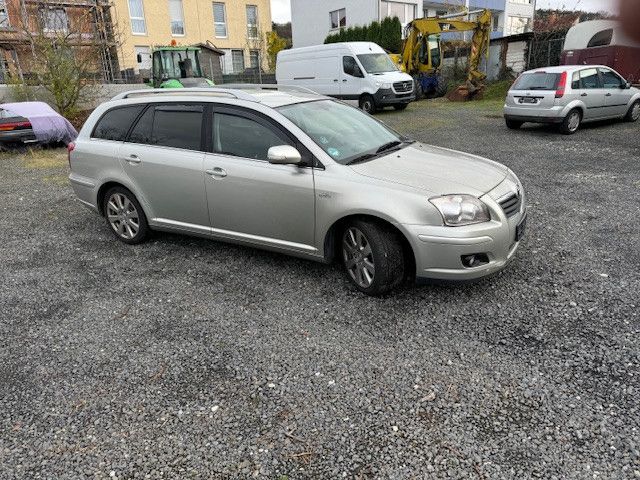 Avensis
