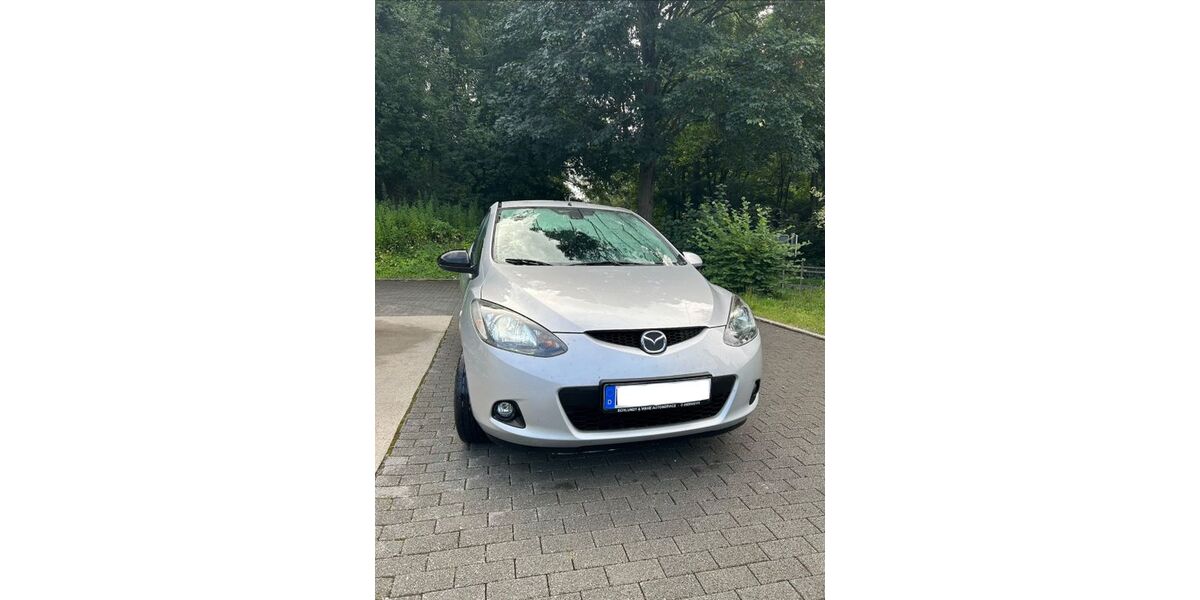 Mazda 2 215.000 km 1.900 &euro; Adelebsen 37139