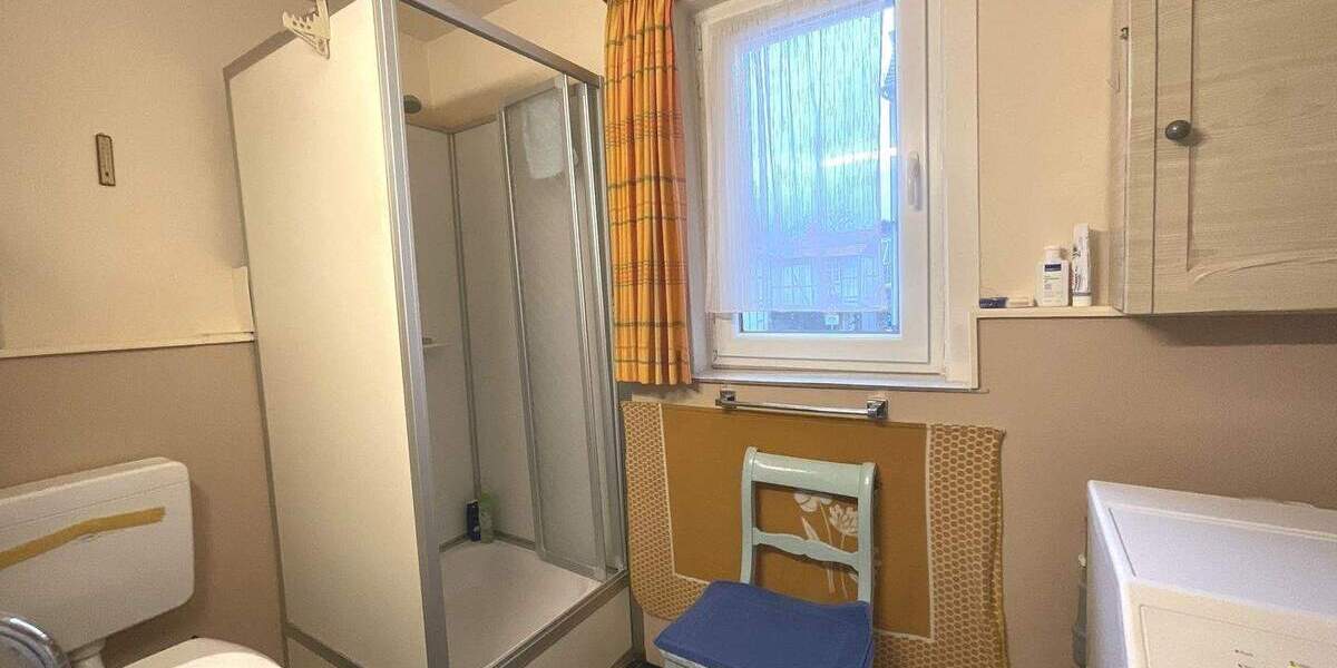 Mehrfamilienhaus, Wohnhaus Bad Sooden-Allendorf Allendorf - 8 Zimmer, 203 m&sup2;, 95.000&euro; | Angebot:25670851