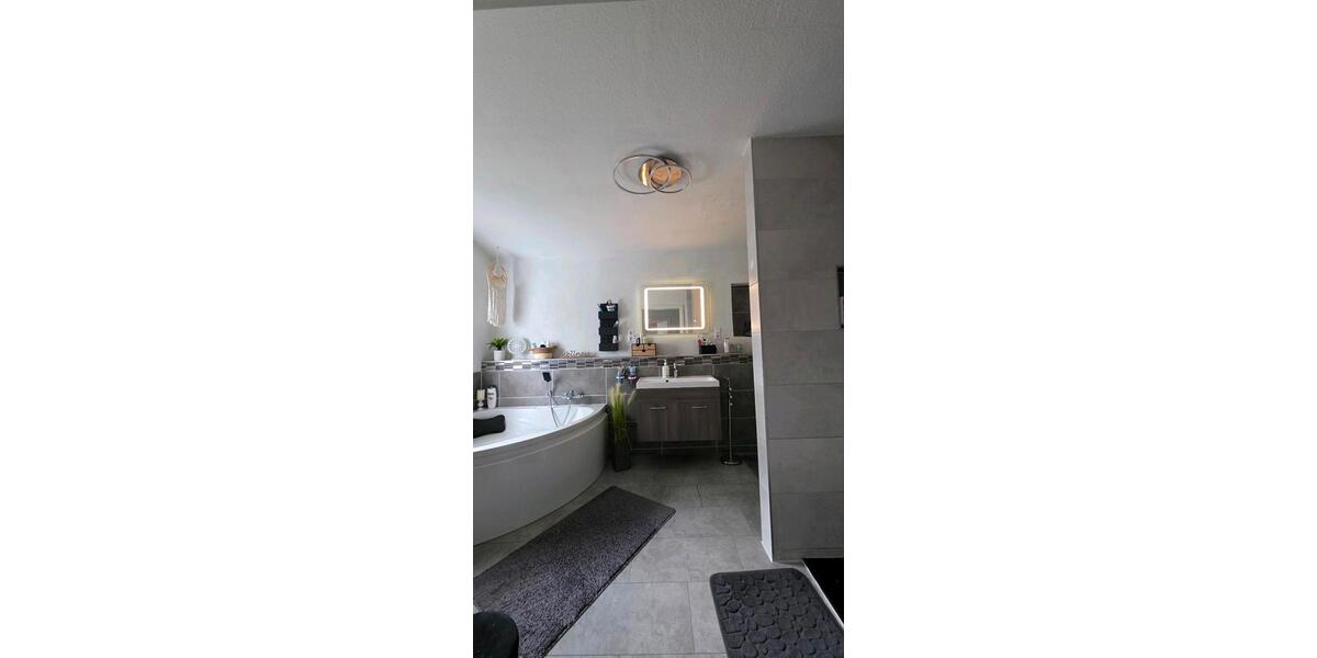 Doppelhaushälfte Northeim - 6 Zimmer, 160 m&sup2;, 249.000&euro; | Angebot:27126836