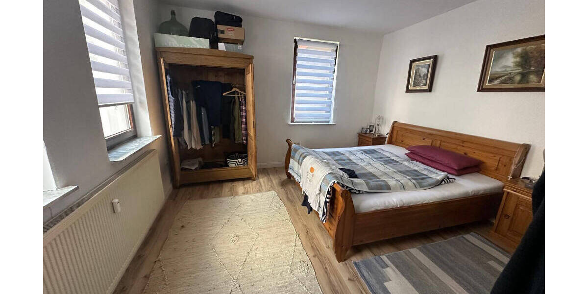 Mehrfamilienhaus, Wohnhaus Gleichen Bremke - 7 Zimmer, 167 m&sup2;, 185.000&euro; | Angebot:25797515