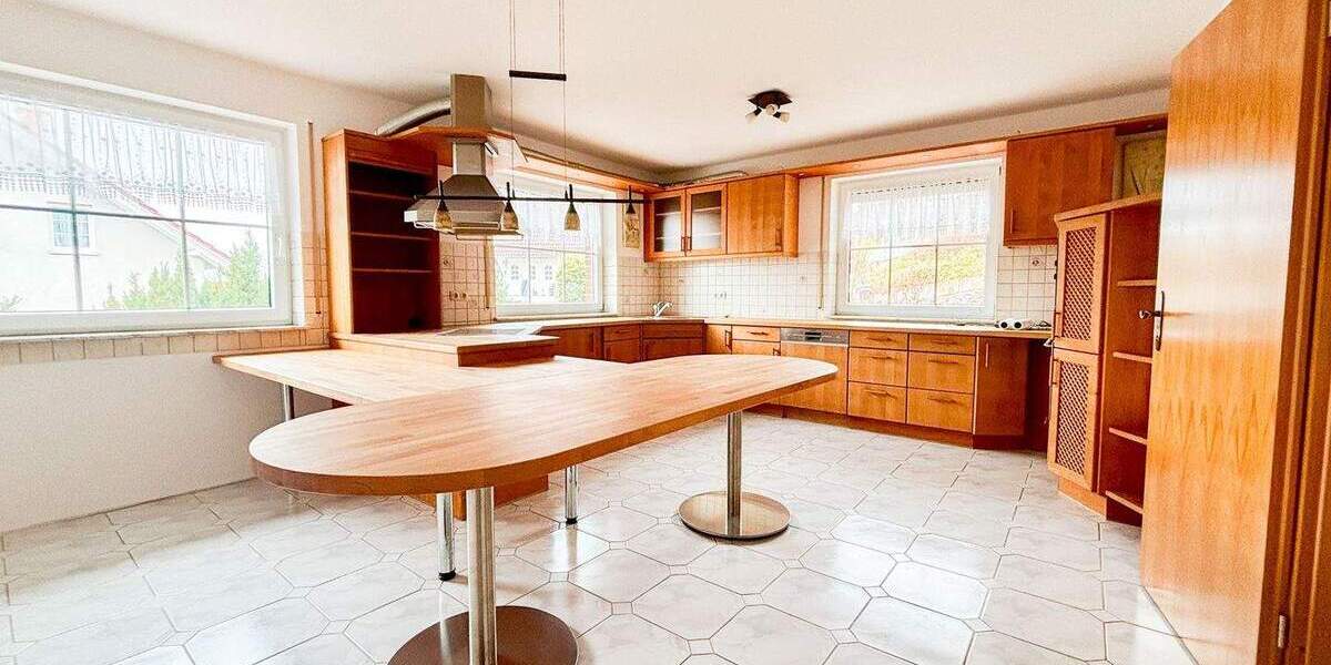 Einfamilienhaus Nörten-Hardenberg Hardenberg - 9 Zimmer, 270 m&sup2;, 590.000&euro; | Angebot:24827196