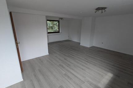 Garantierte Einziehungskraft: Renovierte 95qm Wohnung mit Balkon 4 zimmer