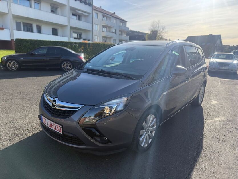 Opel Zafira 148.000 km 8.290 € Bovenden 37120