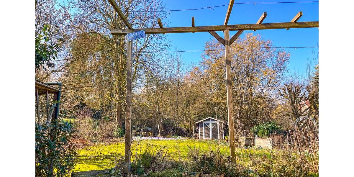 Einfamilienhaus Witzenhausen - 10 Zimmer, 220 m&sup2;, 220.000&euro; | Angebot:26162367