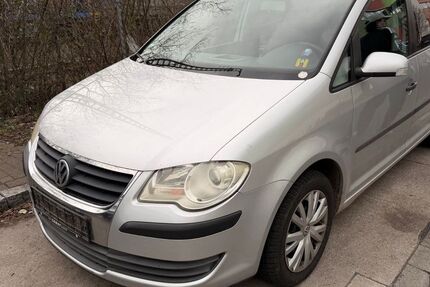 VW Touran 290.000 km 1.900 &euro; Göttingen 37077