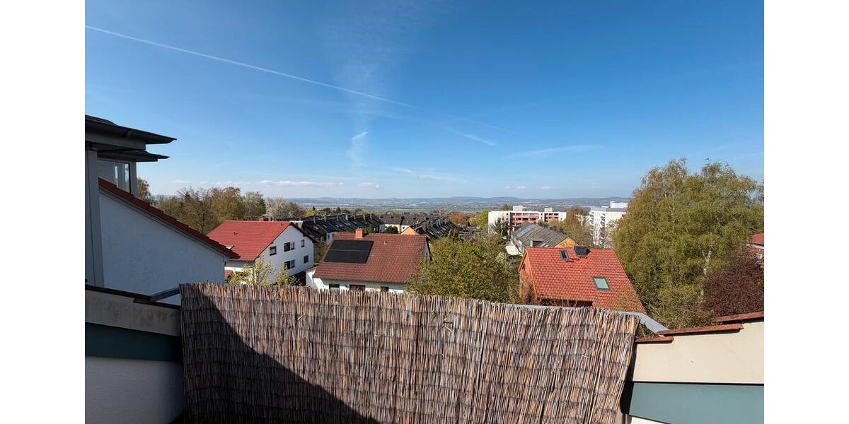 Dachgeschoßwohnung Göttingen Oststadt - 2.5 Zimmer, 74 m&sup2;, 1.140&euro; | Angebot:26357086