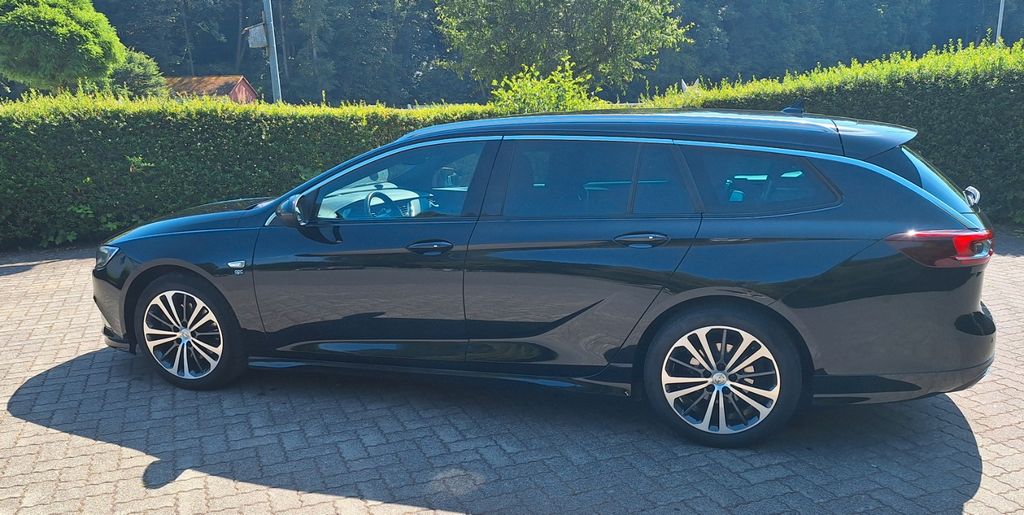 Opel Insignia 107.500 km 15.900 &euro; Hardegsen 37181