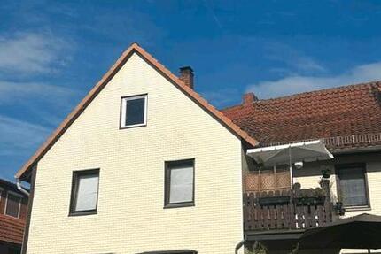 Familienhaus mit EinliegerWohnung,Garage und Nebengebäuden