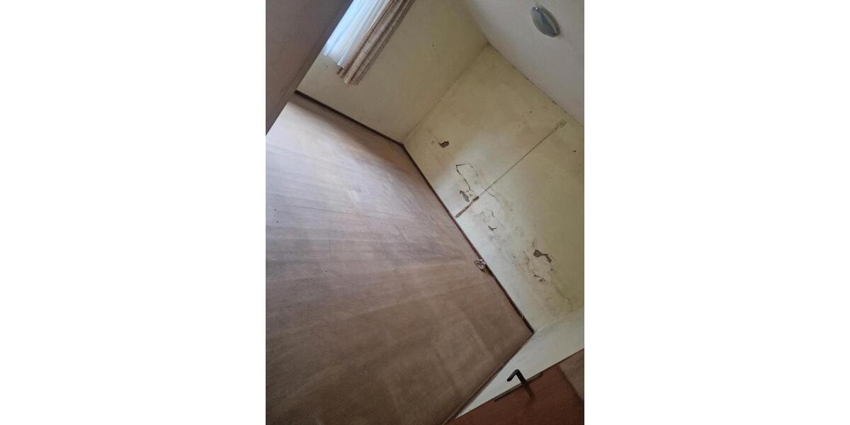 Sanierungsbedürftiges Haus mit Scheunen in Hilkerode 10 zimmer