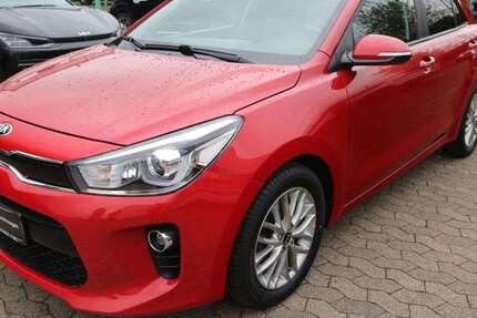 Kia Rio 51.645 km 12.390 € Göttingen 37077