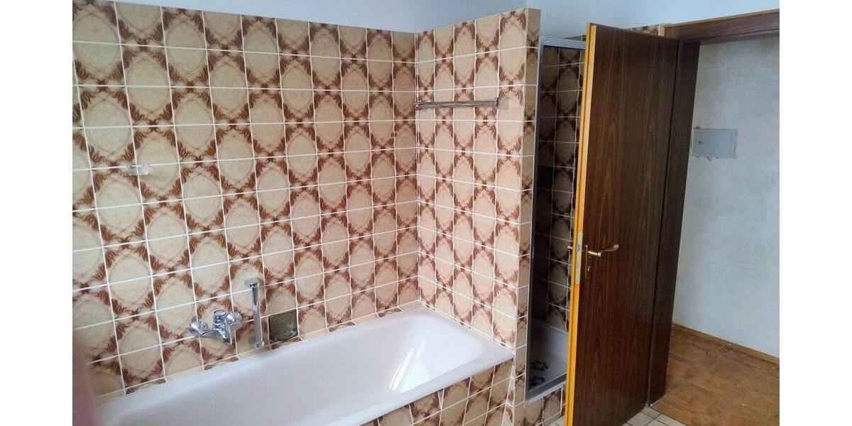 Bungalow Bad Sooden-Allendorf Allendorf - 6 Zimmer, 200 m&sup2;, 275.000&euro; | Angebot:26805701