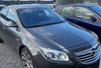 Opel Insignia 260.000 km 4.800 € Hann. Münden 34346