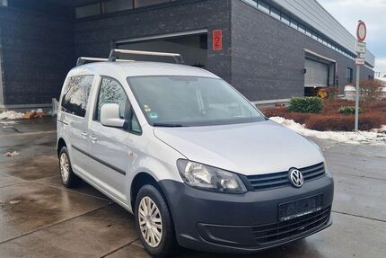 VW Caddy 192.471 km 8.399 &euro; Göttingen 37081