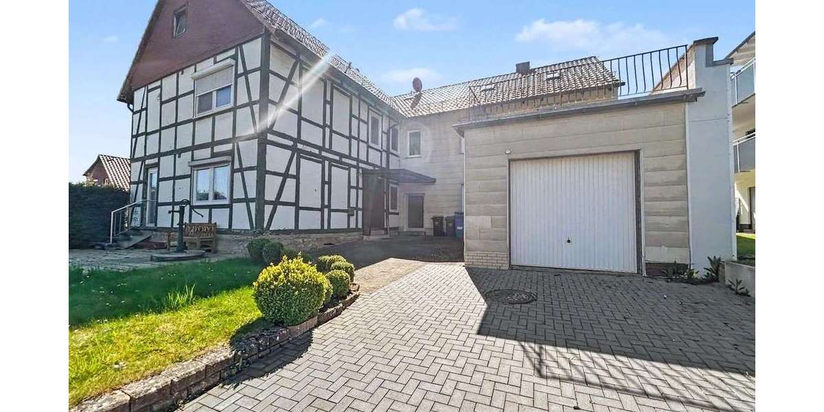 Einfamilienhaus Göttingen Elliehausen / Esebeck - 8 Zimmer, 303 m&sup2;, 349.000&euro; | Angebot:26470516