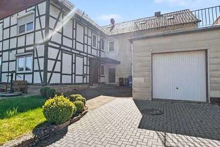 Haus Göttingen Elliehausen / Esebeck - 8 Zimmer, 303 m&sup2;, 349.000&euro; | Angebot:26470516