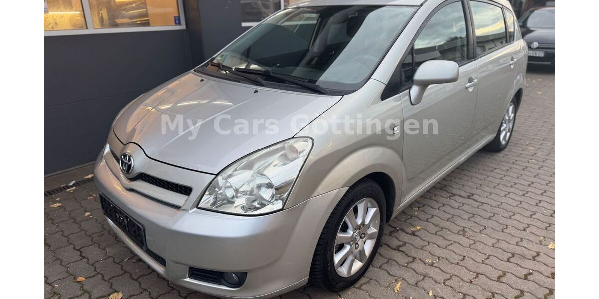 Toyota Corolla Verso 97.340 km 6.990 &euro; Göttingen 37079