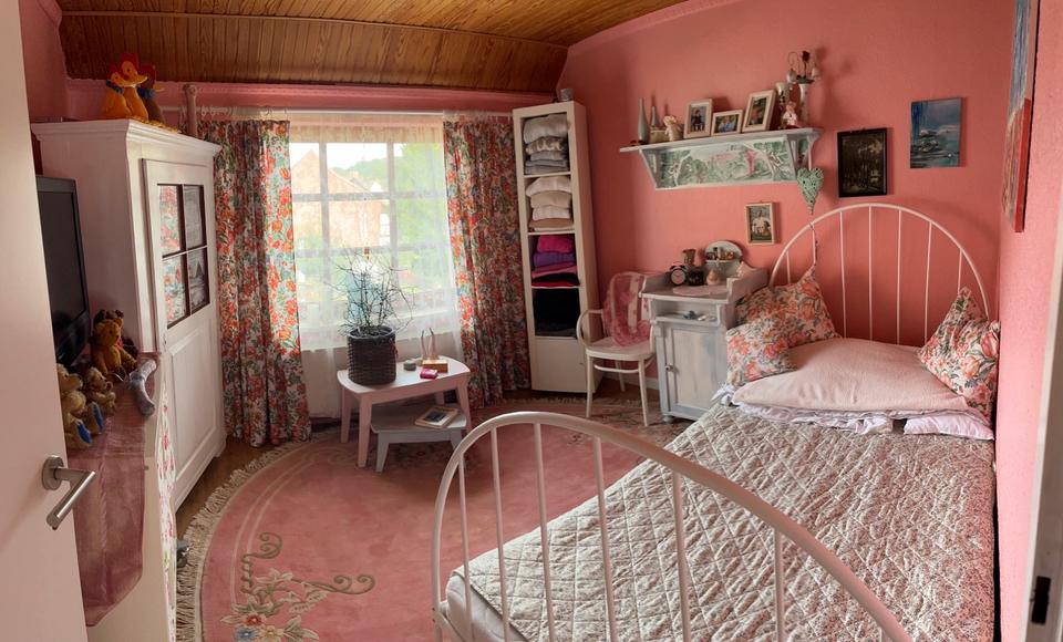 Einfamilienhaus Hardegsen - 12 Zimmer, 350 m&sup2;, 349.000&euro; | Angebot:25756950