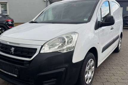 Peugeot Partner 220.000 km 3.500 &euro; Northeim 37154
