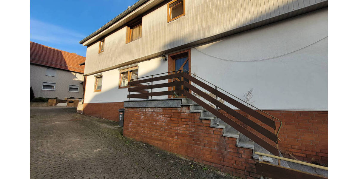 Mehrfamilienhaus, Wohnhaus Krebeck - 6 Zimmer, 176 m&sup2;, 39.000&euro; | Angebot:25696050