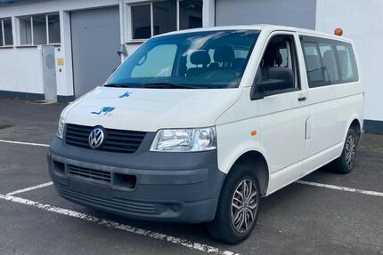 VW T5 Transporter 345.300 km 2.490 &euro; Gleichen 37130