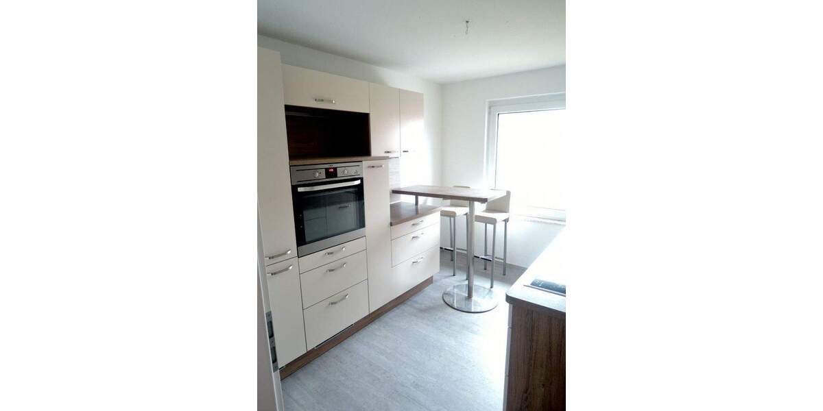 Etagenwohnung Northeim - 3 Zimmer, 108 m&sup2;, 850&euro; | Angebot:25749053