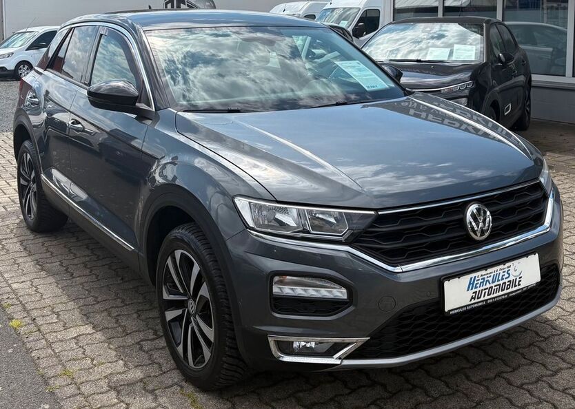 VW T-Roc 26.100 km 19.990 € Fuldatal-Kassel 34233
