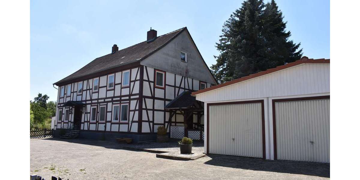 Einfamilienhaus Moringen - 7 Zimmer, 248 m&sup2;, 410.000&euro; | Angebot:26492622