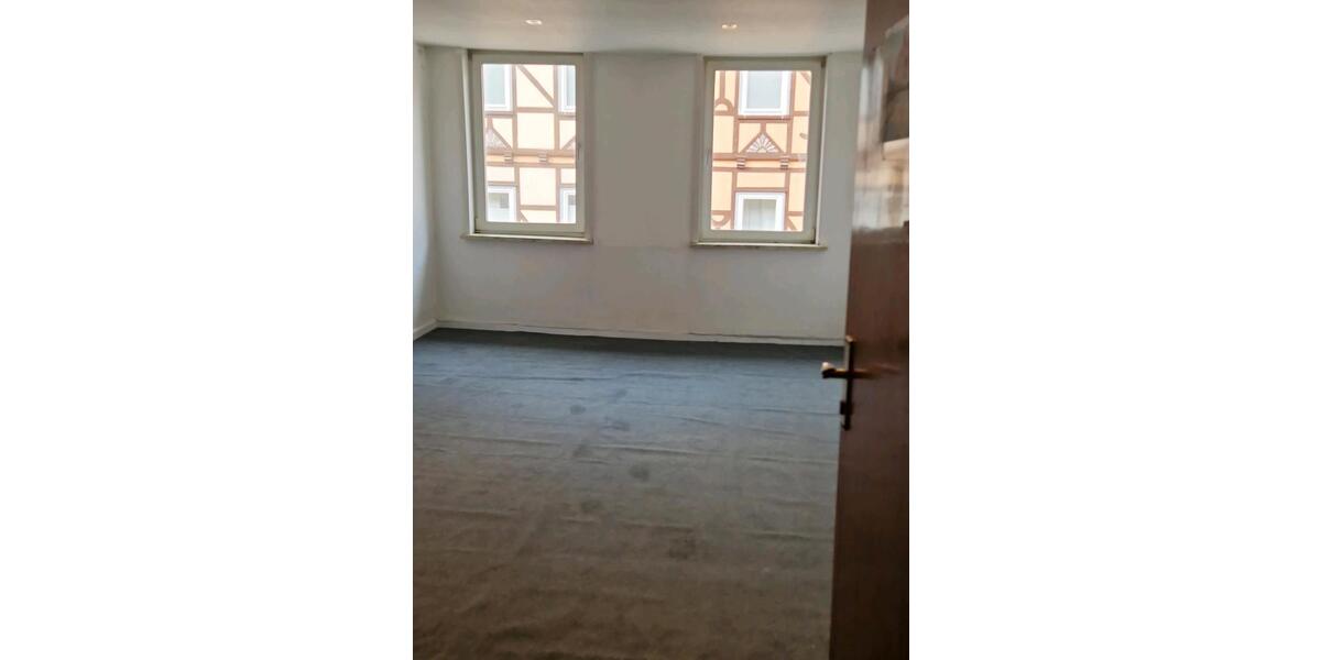 Etagenwohnung Hann. Münden - 7 Zimmer, 200 m&sup2;, 950&euro; | Angebot:26412515
