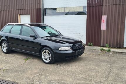 Audi A4 133.000 km 7.500 &euro; Kalefeld-Echte 37589