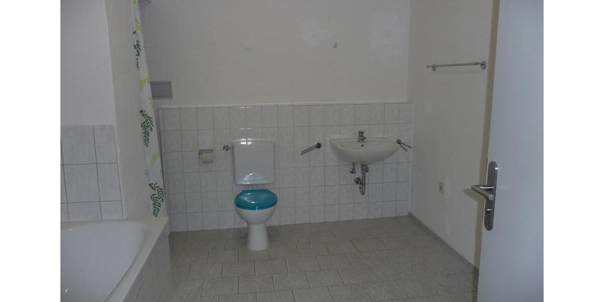 Etagenwohnung Northeim - 5 Zimmer, 150 m&sup2;, 900&euro; | Angebot:26423586