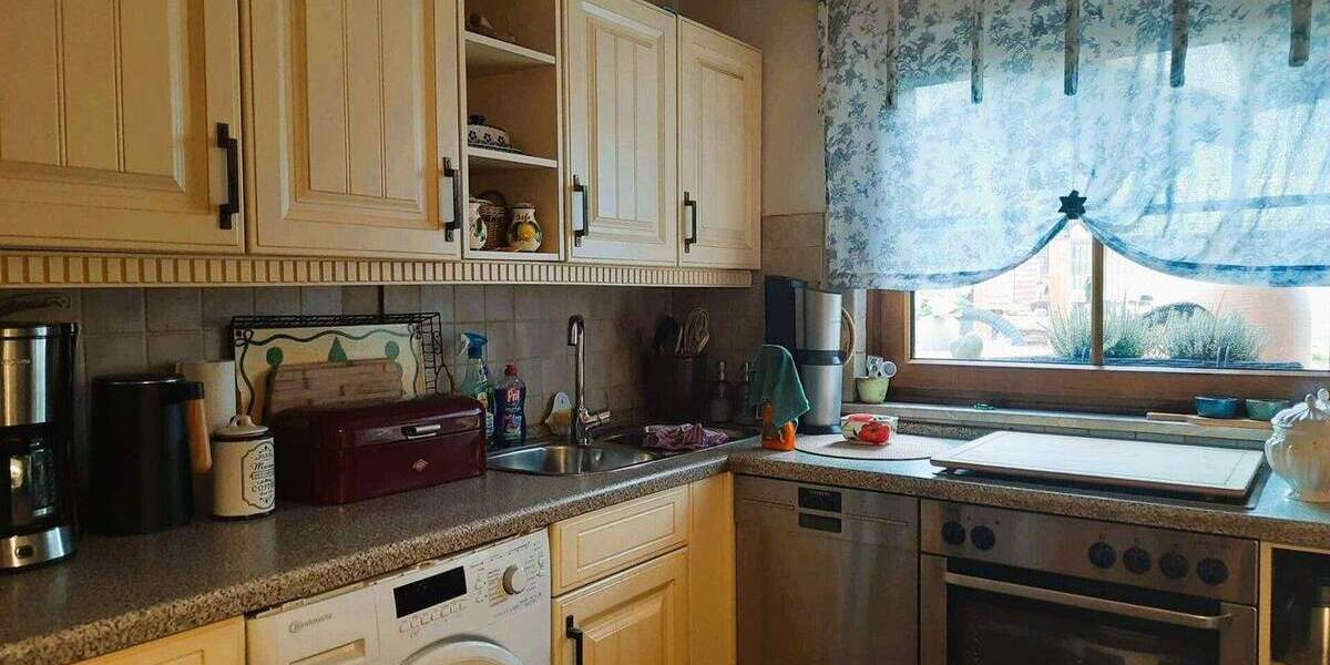 Mehrfamilienhaus, Wohnhaus Hann. Münden - 7 Zimmer, 306 m&sup2;, 299.000&euro; | Angebot:25738657