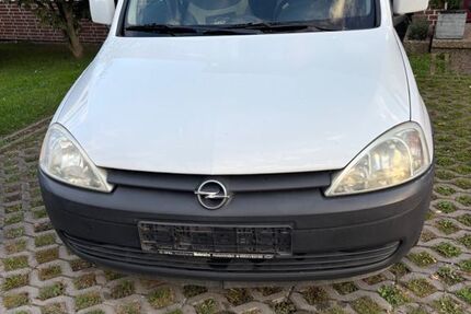 Opel Combo 196.900 km 2.900 &euro; Göttingen 37079