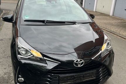 Toyota Yaris 53.300 km 12.250 &euro; Bovenden 37120