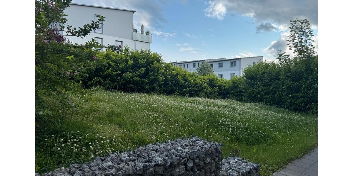 3,5 Zimmer Wohnung- eigenem Garten , Terrasse, barrierefrei 3.5 zimmer