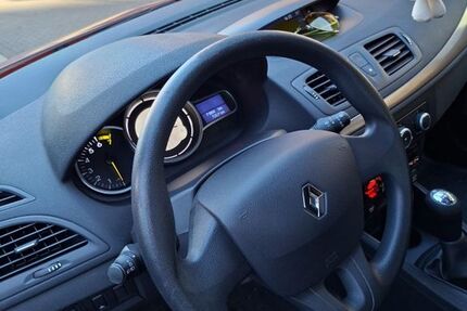 Renault Megane 71.000 km 5.900 &euro; Nörten-Hardenberg 37176