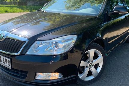 Skoda Octavia 131.500 km 9.890 &euro; Beienrode bei Göttingen 37130